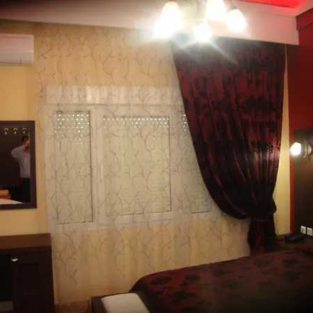 Emporiko Hotel Drama