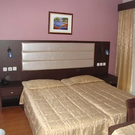 Emporiko Otel 2*