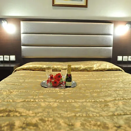Emporiko Otel Dırama
